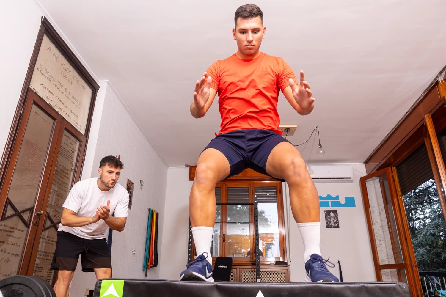 Percorsi di preparazione atletica progettati per migliorare le qualità fisiche richieste dal modello prestativo del tuo sport, lavorando in modo completo su tutte le sue aree.